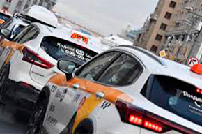 Самозанятые таксисты попросили субсидии на покупку авто